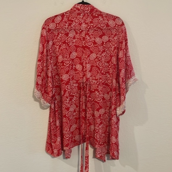 Venus Women Kimono Cardigan Large Red & White Floral Paisley Bohemian Preppy - Picture 4 of 14